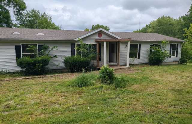 2714 S Westport Rd photos photos