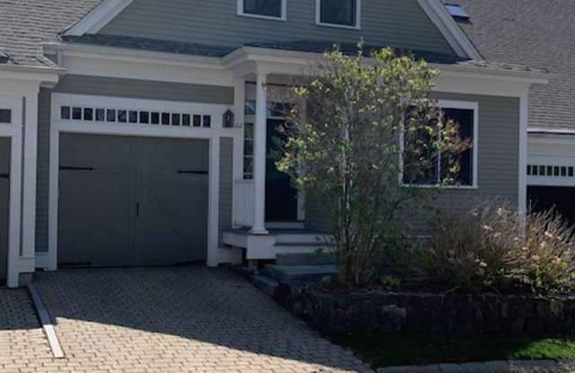 *!* NEW TO MARKET *!* Townhouse at Johnson Woods Condominium photos photos