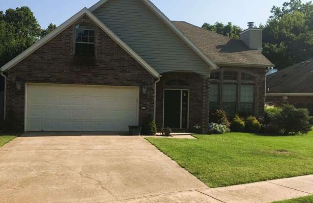 BEAUTIFUL HOME IN GREAT LOCATION! Gallery 1