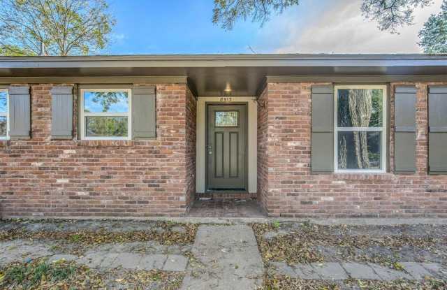 8513 Robindell Drive Gallery 2