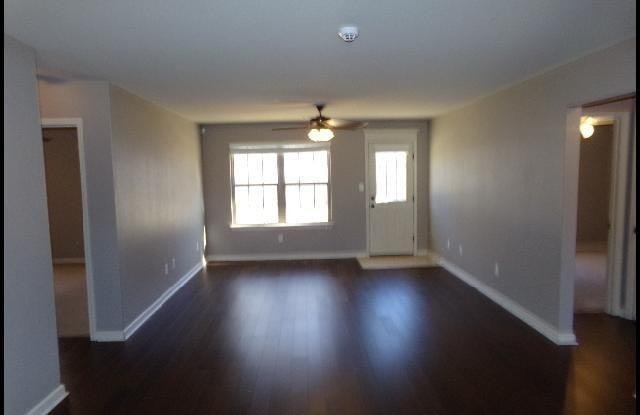 14095 Magnolia Glen Drive Gallery 2