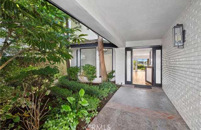 2572 Bayshore Drive photos photos