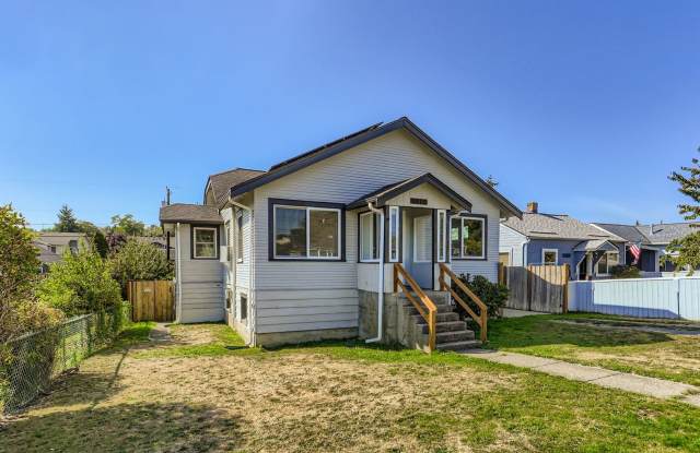 3bed/1bath Home in Great North Everett Neighborhood! Gallery 3