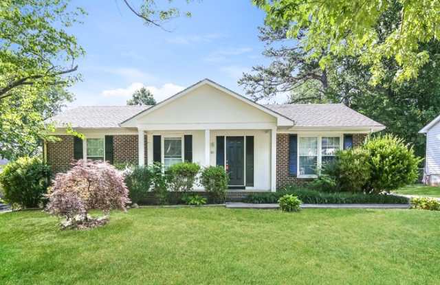 1611 Waverly Street - 1611 Waverly Street, High Point, NC 27265