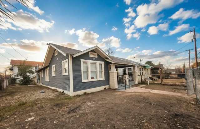 3BED/2BATH Home for lease! Available NOW! Gallery 3
