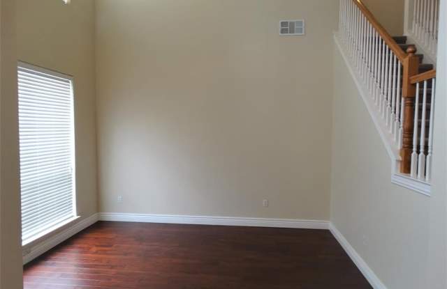 4503 Avebury Drive Gallery 4