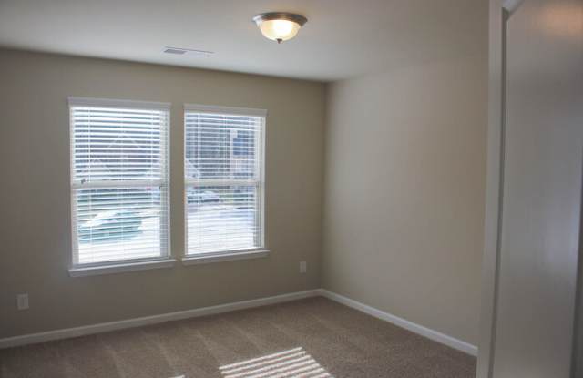 345 Valley View Drive Gallery 4