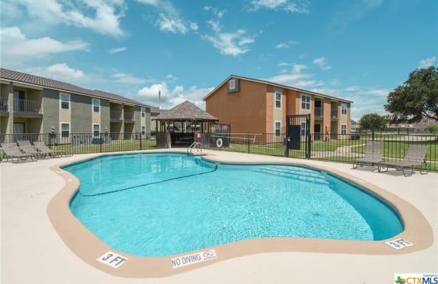 201 Vista Alta - 201 Vista Alta Street, Victoria, TX 77904