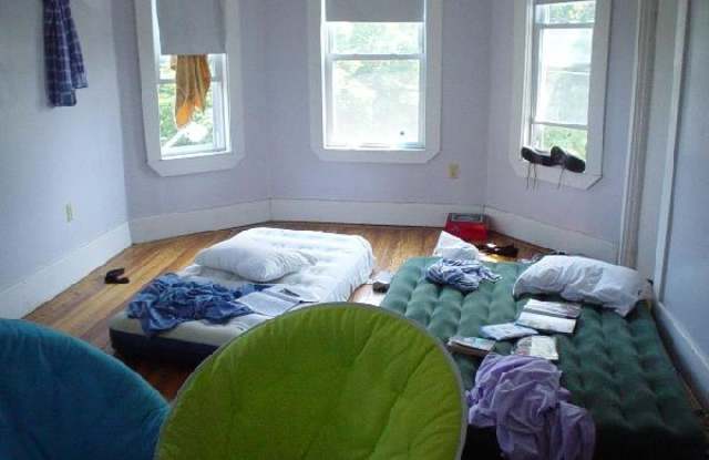 131 Brook St photos photos