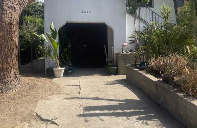 2859-2867 Avenel St Gallery 1