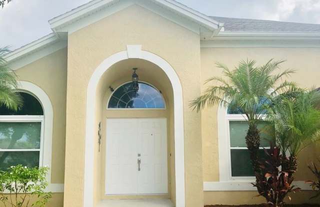 1022 Beckstorm Dr Gallery 2