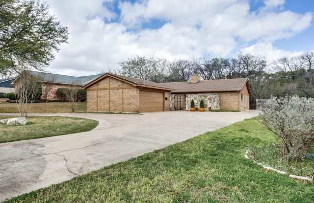 6866 Chickering Road - 6866 Chickering Road, Fort Worth, TX 76116