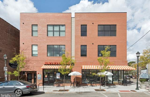 100 FORREST Avenue Gallery 3