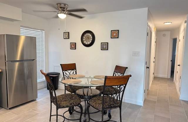 405 West Spruce Avenue-A Gallery 4