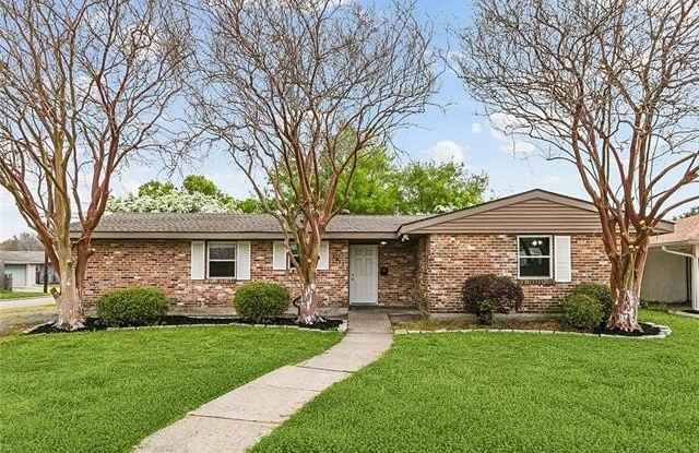 3913 PURDUE Drive photos photos