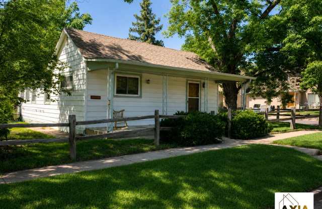 Charming 2 Bedroom in Old Town Lafayette! photos photos