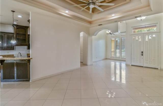 4012 Tyler Avenue Gallery 4