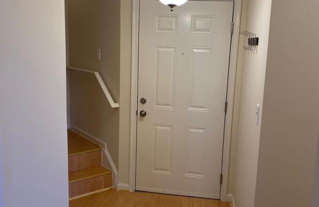 20445 CHESAPEAKE SQ #300 Gallery 3