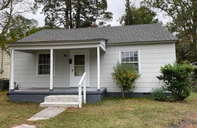 Newly Renovated - 1007 Neuse Avenue, New Bern, NC 28560
