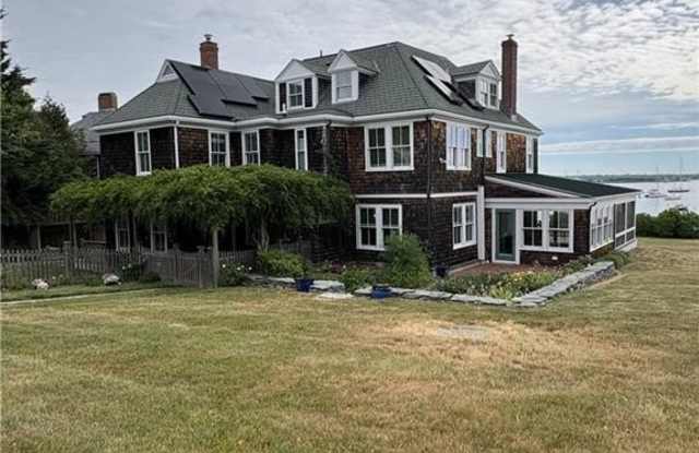 41 Walcott Avenue Gallery 2