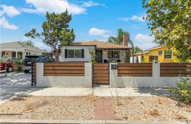 6221 Agnes Avenue photos photos