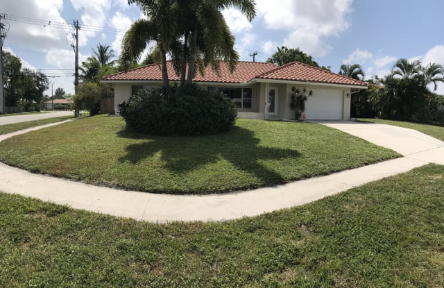 900 SW 12th Terrace - 900 Southwest 12th Terrace, Boca Raton, FL 33486