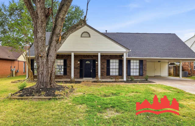 3915 Clover Hill Dr Gallery 1