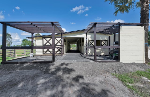 13075 57th Place Unit 10sb - 13075 57th Pl S, Wellington, FL 33449