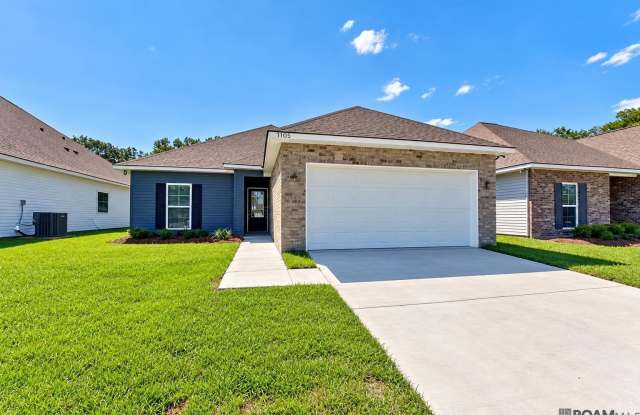 8000 Hendrick Dr Gallery 3