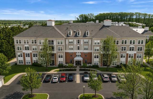2 Bed 2 Bath - King Farm Condo - Move In Ready Gallery 1