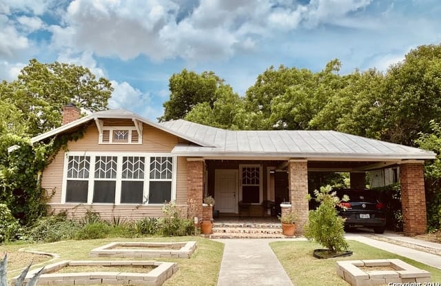 625 HAYS ST - 625 Hays Street, San Antonio, TX 78202
