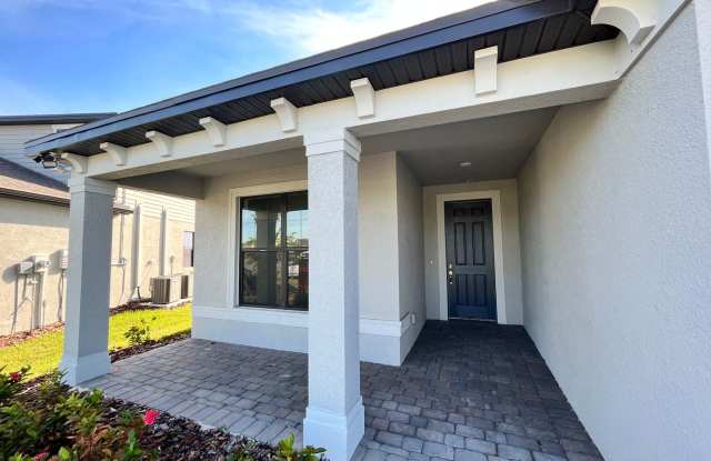 RARE 5 Bedroom, 4.5 Bathroom Home in Cedar Grove/North Port! Gallery 4