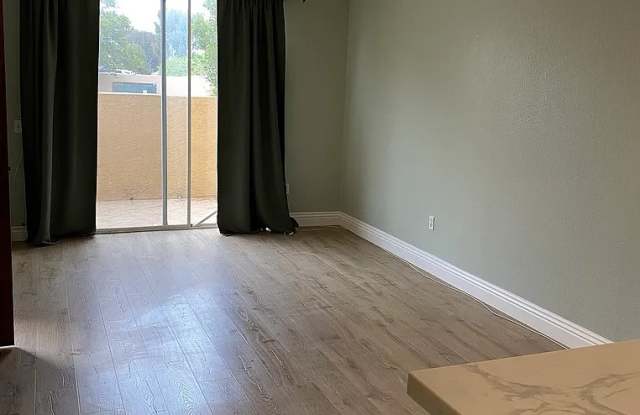 3915 Nobel Dr Unit 3 photos photos