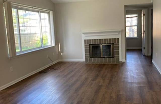 COMING SOON-Spacious Washington Township Two Bedroom Ranch Near 86th and Ditch Rd Gallery 4