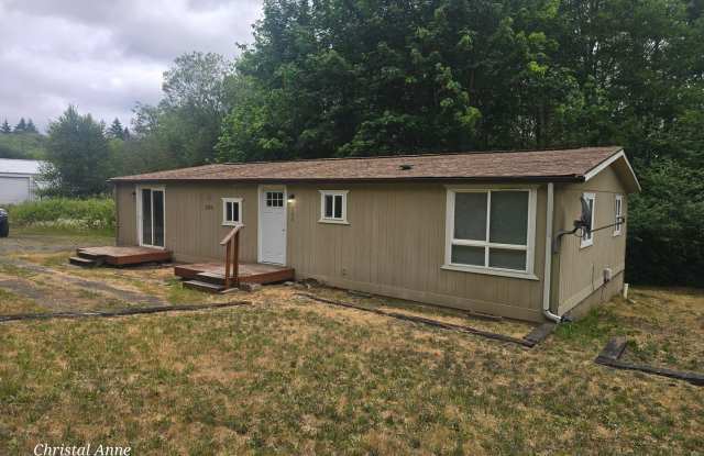 2 bedroom outside of town! photos photos