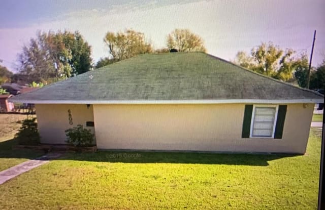 6800 32nd. St. - 6800 32nd Street, Groves, TX 77619