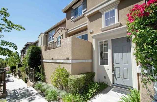 3127 Saint Florian Way Gallery 2