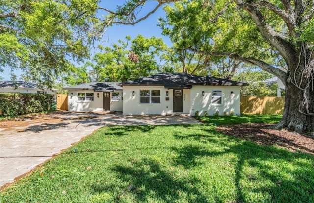 1104 S LOIS AVENUE photos photos