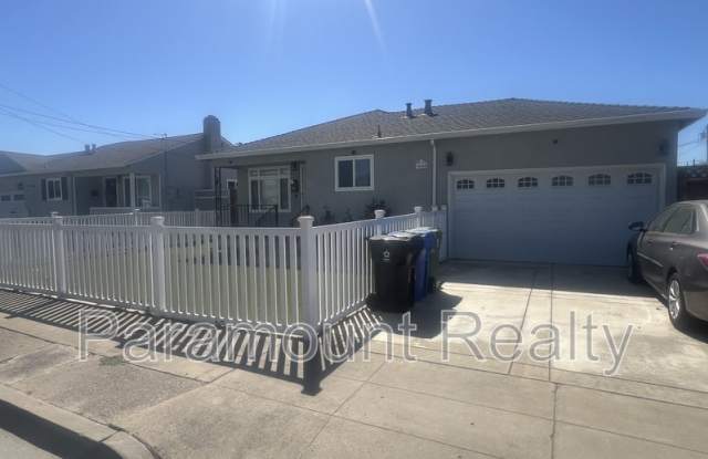 36665 Cabrillo Dr Gallery 1