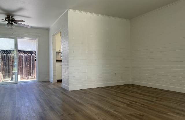 235 W Beverly Pl Gallery 3