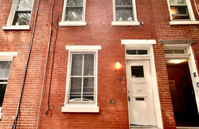7 PENN Court photos photos