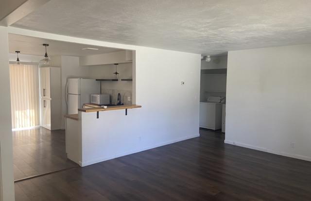 909 Pine Street photos photos