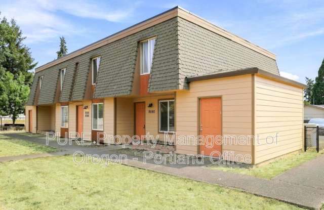 8590 SE 72nd Ave. Gallery 1