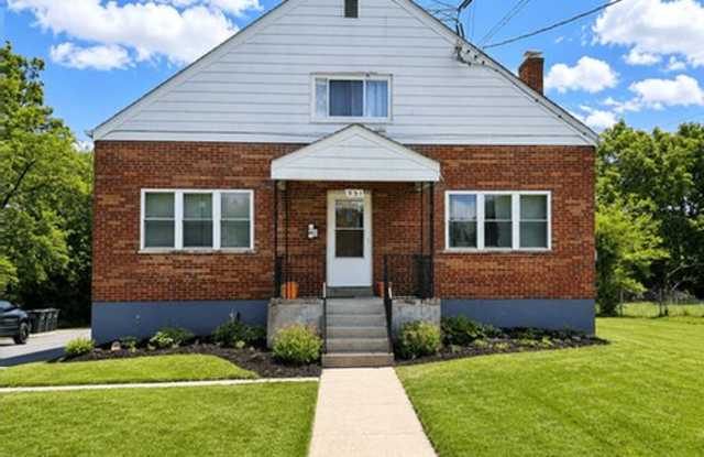 531 Davis St photos photos