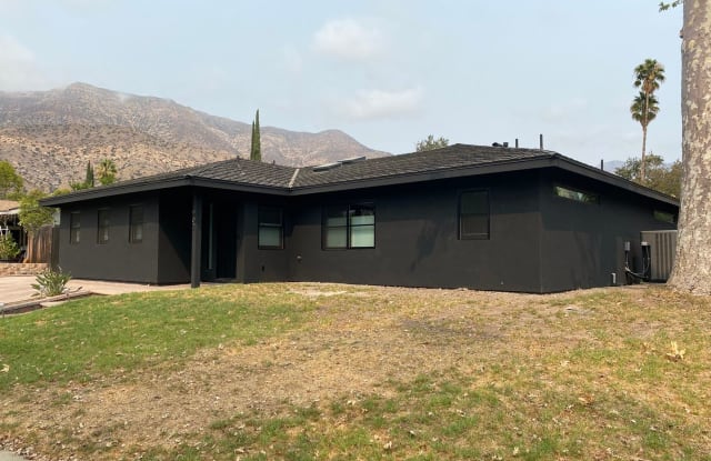 902 Park Rd - 902 Park Road, Ojai, CA 93023
