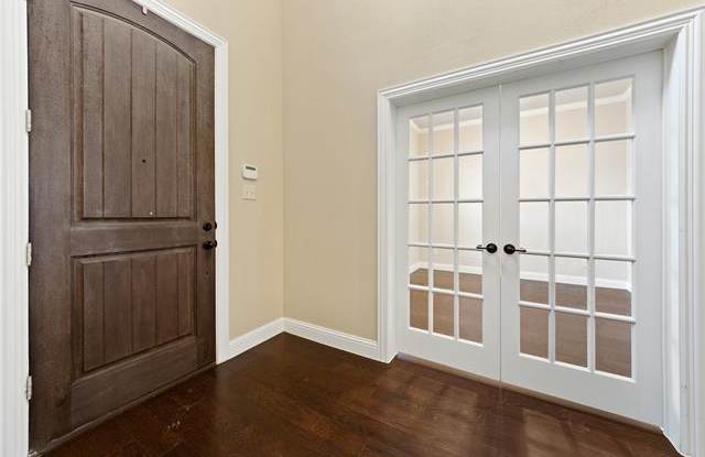 10721 Troutt Drive Gallery 3
