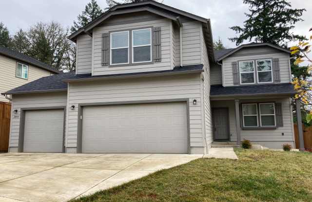 Newer Home In North Albany! Over 2000 sq ft, 4 Bedrooms with 2 1/2 Baths - 2843 Northwest Amble Side Street, Albany, OR 97321