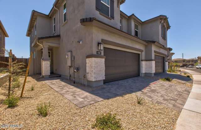 21047 N 58th Way Gallery 2