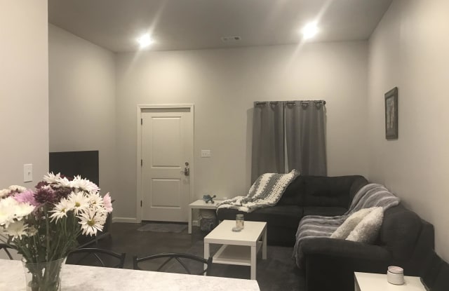 1613 West Nettleton Avenue - B photos photos