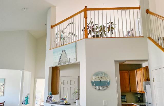 Stunning 2-Bed, 2-Bath Condo in Salisbury photos photos